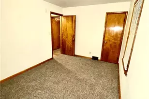 435 Manchester Ave, Youngstown, OH 44509 - Photo 13