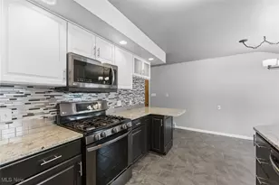 3031 Morewood Rd, Fairlawn, OH 44333 - Photo 11