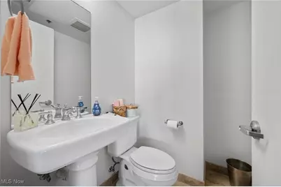 701 W Lakeside Avenue #501, Loveland, OH 44113 - Photo 15