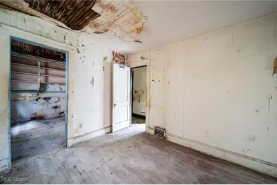 10525 Gooding Avenue, Loveland, OH 44108 - Photo 11