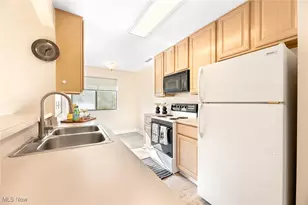 3800 Rosemont Blvd, Akron, OH 44333 - Photo 13