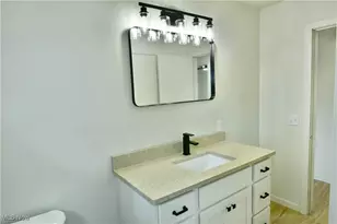 1524 Vernon Ave NW, Warren, OH 44483 - Photo 23