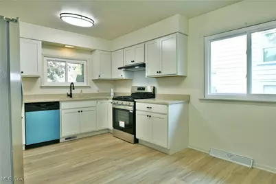 1524 Vernon Avenue NW, Warren, OH 44483 - Photo 13