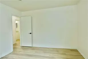 1524 Vernon Ave NW, Warren, OH 44483 - Photo 27