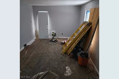 25650 Richards Avenue, Euclid, OH 44132 - Photo 7