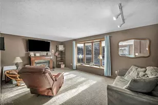 36001 Freed Ct, Eastlake, OH 44095 - Photo 15