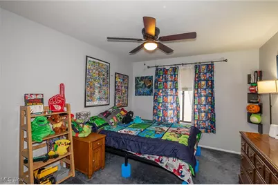 15099 Pine Valley Trail, Middleburg Heights, OH 44130 - Photo 25