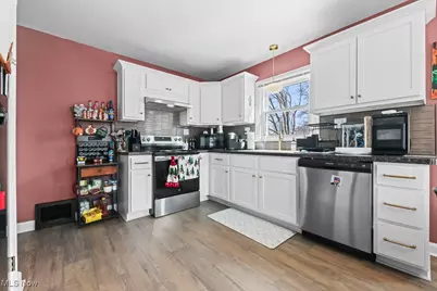 4722 Navarre Road SW, Canton, OH 44706 - Photo 11