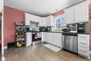 4722 Navarre Rd SW, Canton, OH 44706 - Photo 11