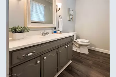 21 Cherry Hills Drive, Belpre, OH 45714 - Photo 15