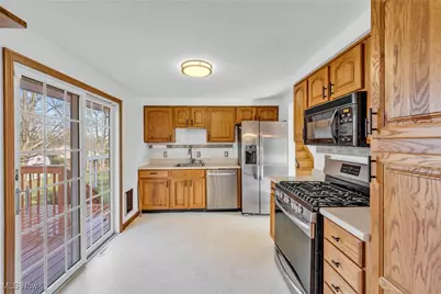 9370 Monticello Drive, Twinsburg, OH 44087 - Photo 13