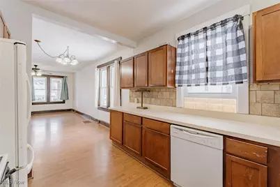 2015 Gross Avenue NE, Canton, OH 44714 - Photo 9