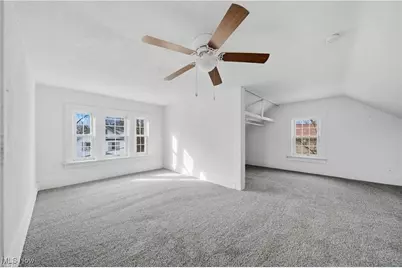 437 Erie Street, Barberton, OH 44203 - Photo 31