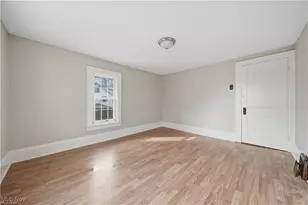 437 Erie St, Barberton, OH 44203 - Photo 27