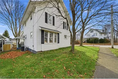 437 Erie Street, Barberton, OH 44203 - Photo 3