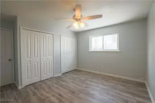 532 Wesley Ave, Elyria, OH 44035 - Photo 5