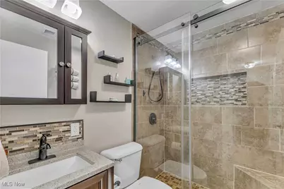 12104 Alton Drive, Grafton, OH 44044 - Photo 15