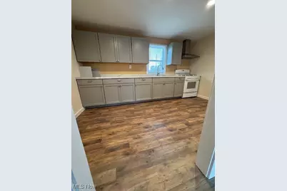 2328 26th Street NE, Canton, OH 44705 - Photo 7