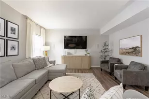 884 Highridge Ln, Kent, OH 44240 - Photo 9