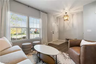 884 Highridge Ln, Kent, OH 44240 - Photo 5