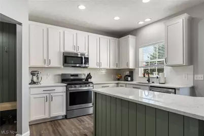 884 Highridge Lane, Kent, OH 44240 - Photo 11