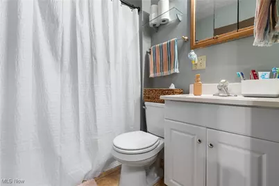 2372 S Union Avenue, Alliance, OH 44601 - Photo 45