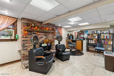 2372 S Union Avenue, Alliance, OH 44601 - Photo 37