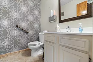 2372 S Union Ave, Alliance, OH 44601 - Photo 33