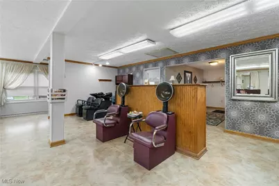 2406 S Union Avenue, Alliance, OH 44601 - Photo 15