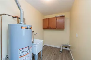 340 Boston Ave, Elyria, OH 44035 - Photo 31