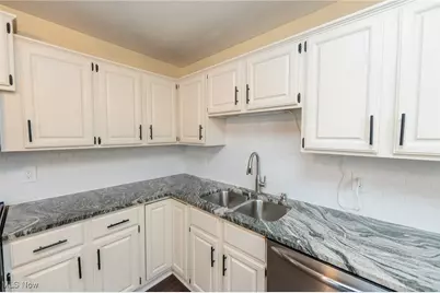 340 Boston Avenue, Elyria, OH 44035 - Photo 15