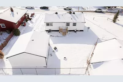 111 Bassett Lane, Youngstown, OH 44505 - Photo 11