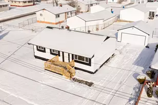 111 Bassett Ln, Youngstown, OH 44505 - Photo 7