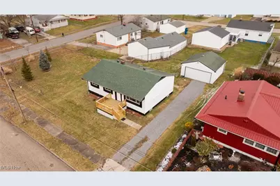 111 Bassett Lane, Youngstown, OH 44505 - Photo 27