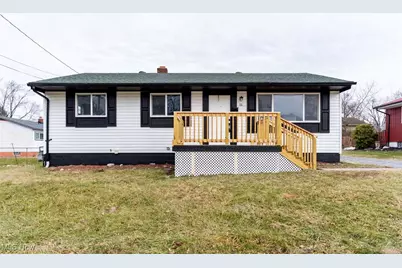 111 Bassett Lane, Youngstown, OH 44505 - Photo 1