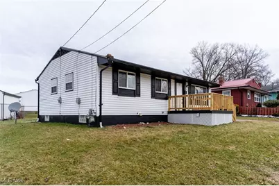 111 Bassett Lane, Youngstown, OH 44505 - Photo 5