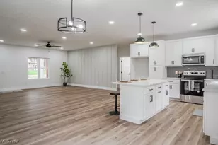 13025 Sunset Cir NW, Uniontown, OH 44685 - Photo 11