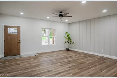 13025 Sunset Circle NW, Uniontown, OH 44685 - Photo 3