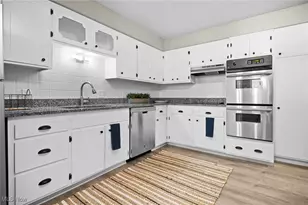 3333 Warrensville Center Rd, Huber Heights, OH 44122 - Photo 9