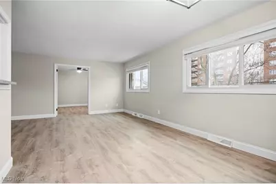 3333 Warrensville Center Road #214, Huber Heights, OH 44122 - Photo 7