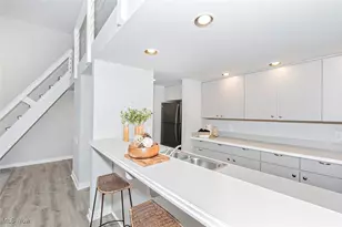 2043 Random Rd, Loveland, OH 44106 - Photo 7