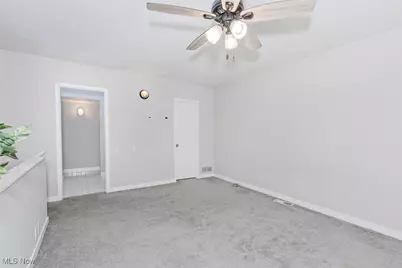 2043 Random Road #9, Loveland, OH 44106 - Photo 19