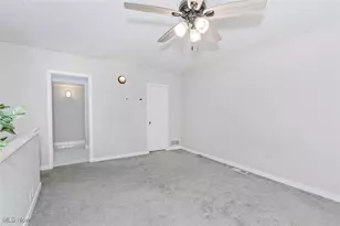 2043 Random Rd, Loveland, OH 44106 - Photo 19