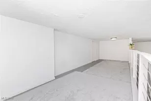 2043 Random Rd, Loveland, OH 44106 - Photo 25