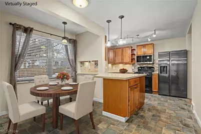 674 Upper Merriman Drive, Akron, OH 44303 - Photo 13