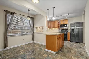 674 Upper Merriman Dr, Akron, OH 44303 - Photo 21