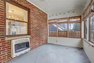 674 Upper Merriman Dr, Akron, OH 44303 - Photo 15