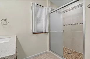 674 Upper Merriman Dr, Akron, OH 44303 - Photo 17