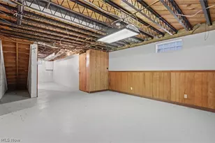 674 Upper Merriman Dr, Akron, OH 44303 - Photo 39