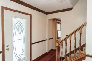 1817 Rusnak Trail, Grandview Heights, OH 44147 - Photo 3